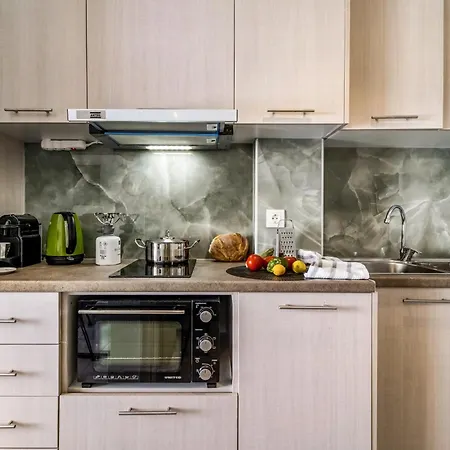 Oceanida Penelope Lyxury Apartmán *