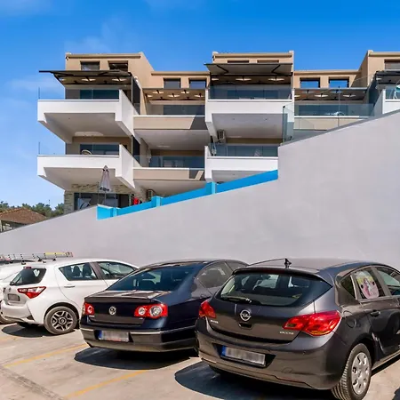 Oceanida Penelope Lyxury Appartement Nikiana